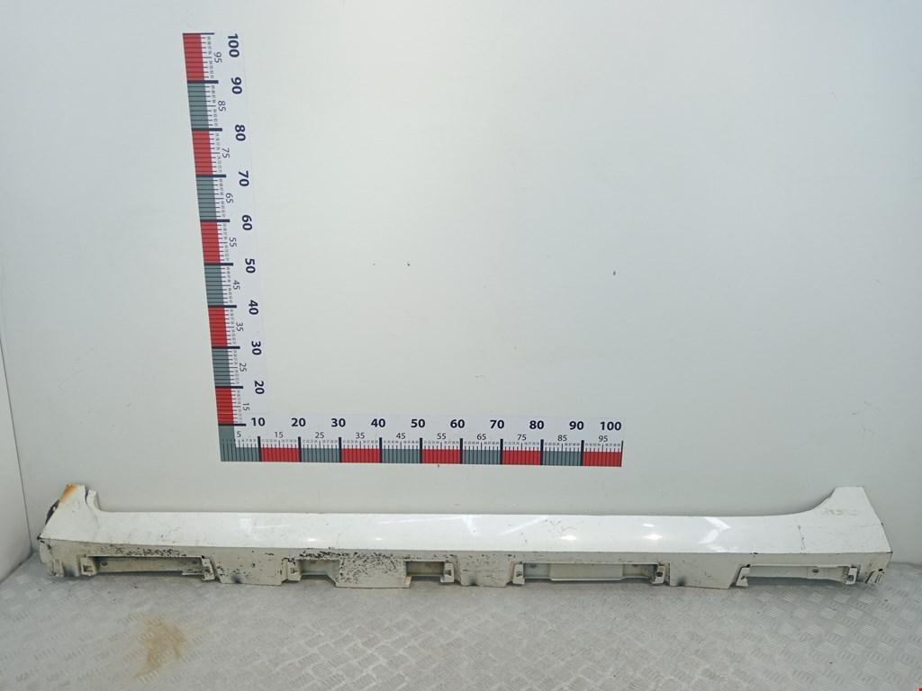 Накладка декоративная на порог левая Toyota Camry (XV50) (2011-2014)