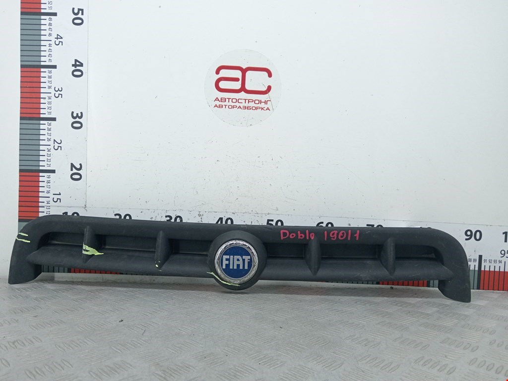 Решетка радиатора FIAT Doblo 1 2000-2005