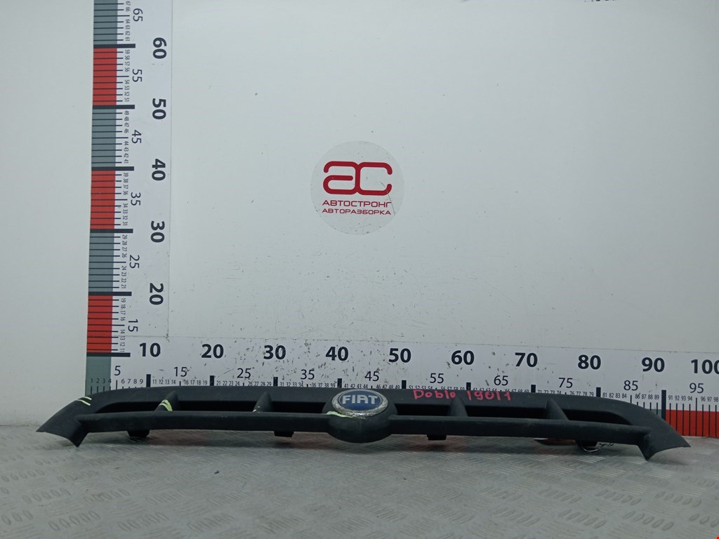 Решетка радиатора FIAT Doblo 1 2000-2005