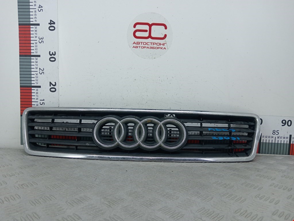 Решетка радиатора AUDI A6 C5 1997-2004