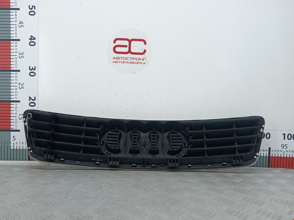 Решетка радиатора AUDI A6 C5 1997-2004