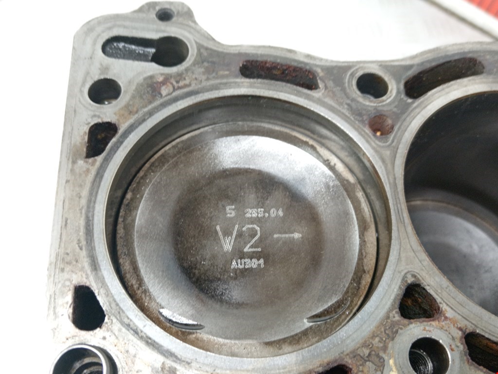 Блок цилиндров NISSAN Almera Tino 2000-2006