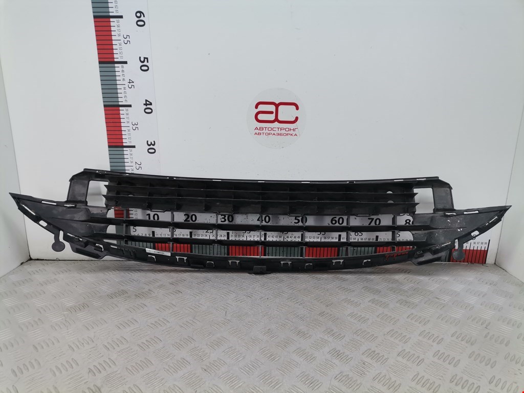 Решетка в бампер PEUGEOT 207 2006-2015