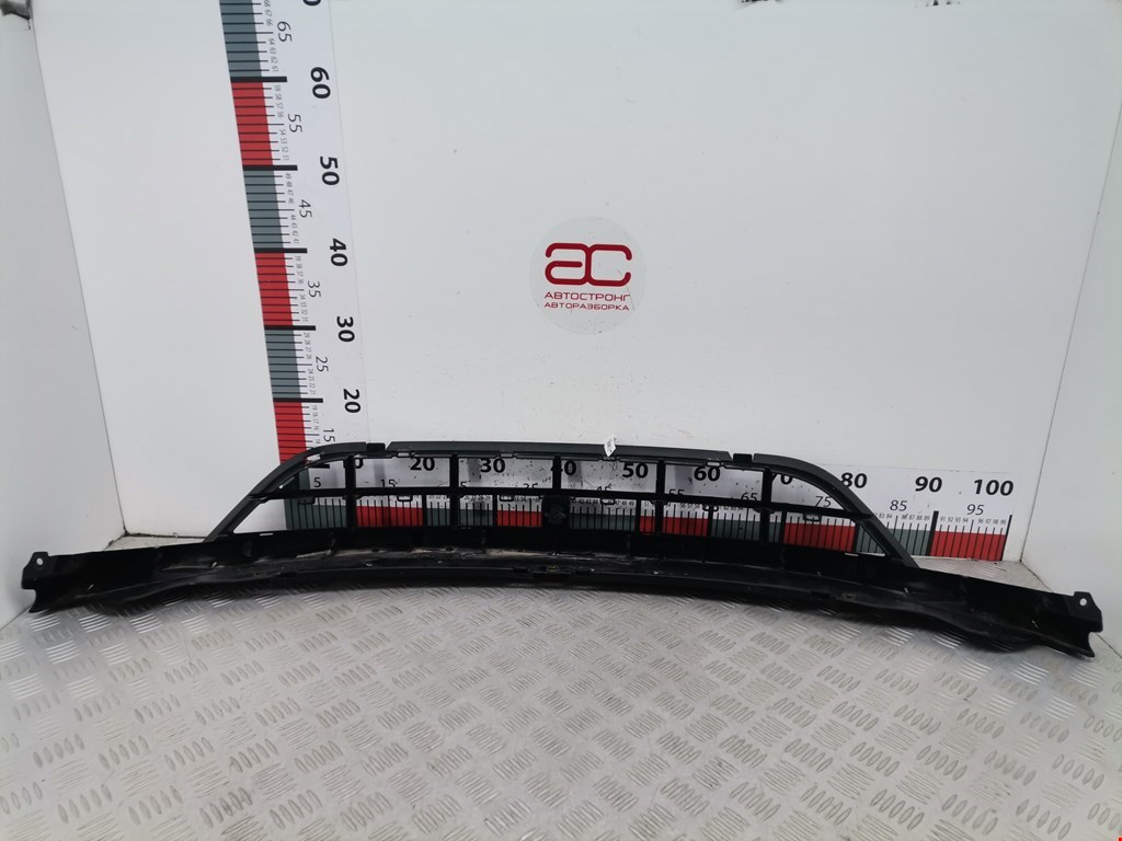 Решетка в бампер SKODA Karoq 2017-н.в.