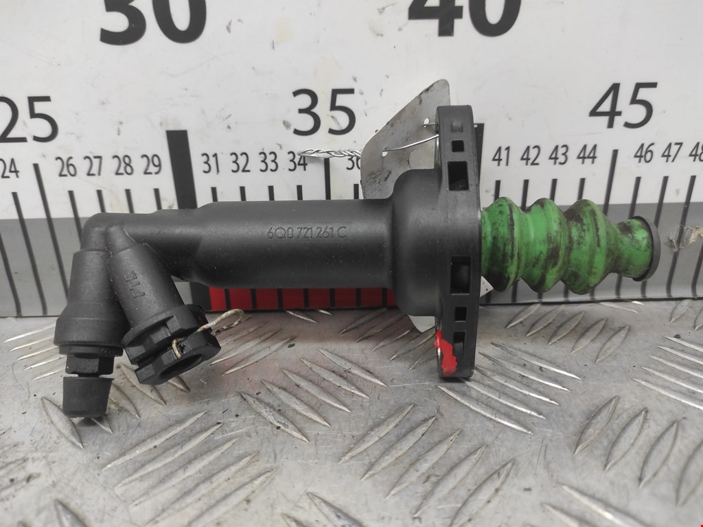 Цилиндр сцепления рабочий VOLKSWAGEN Polo IV 2001-2009