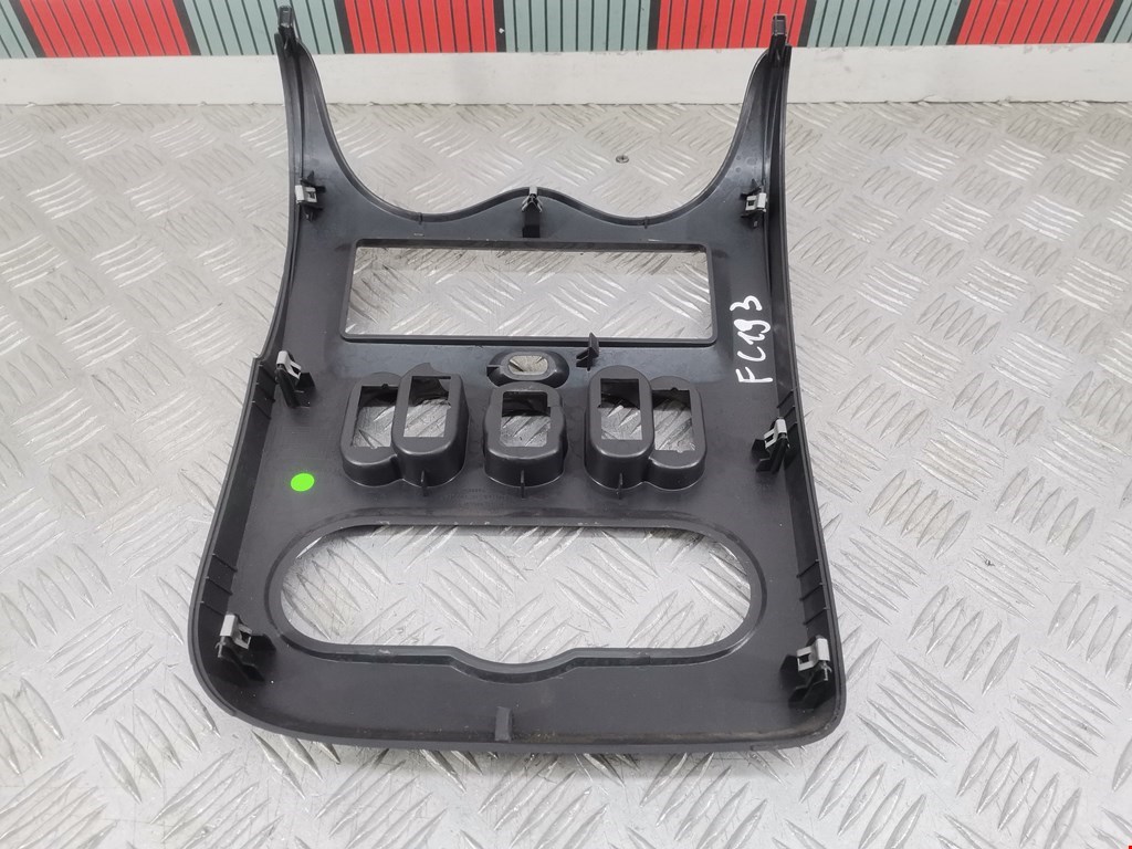 Консоль DACIA Duster Duster I 2010-2017