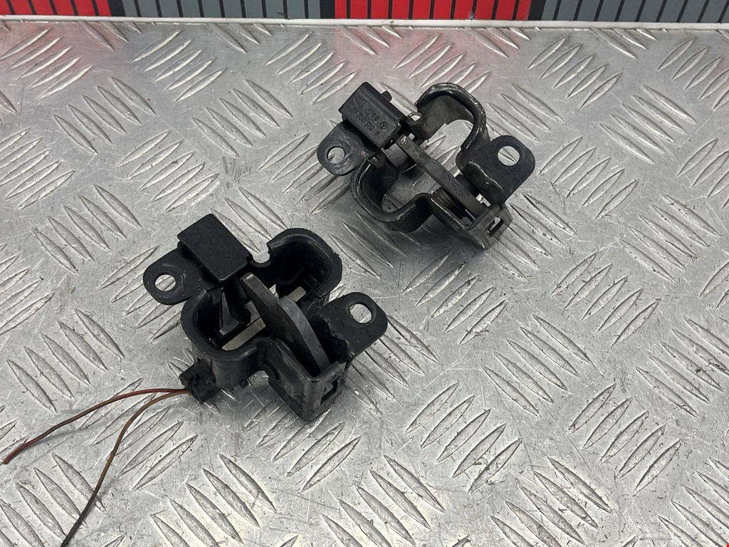 Замок капота MERCEDES-BENZ C-Class C-klasse W203 2000-2007