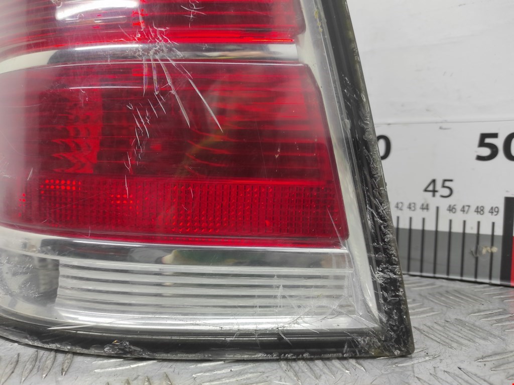 Фонарь задний правый OPEL Zafira B 2005-2012
