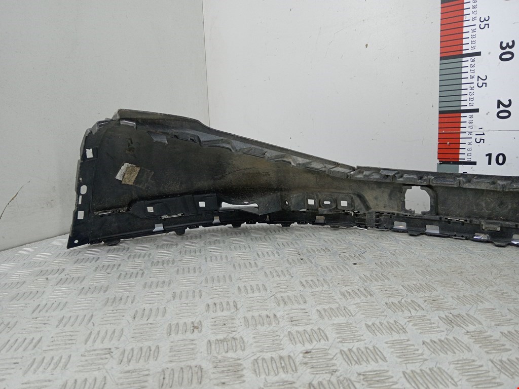 Юбка (губа) бампера задняя (заднего) VOLKSWAGEN Touareg 2010-2018