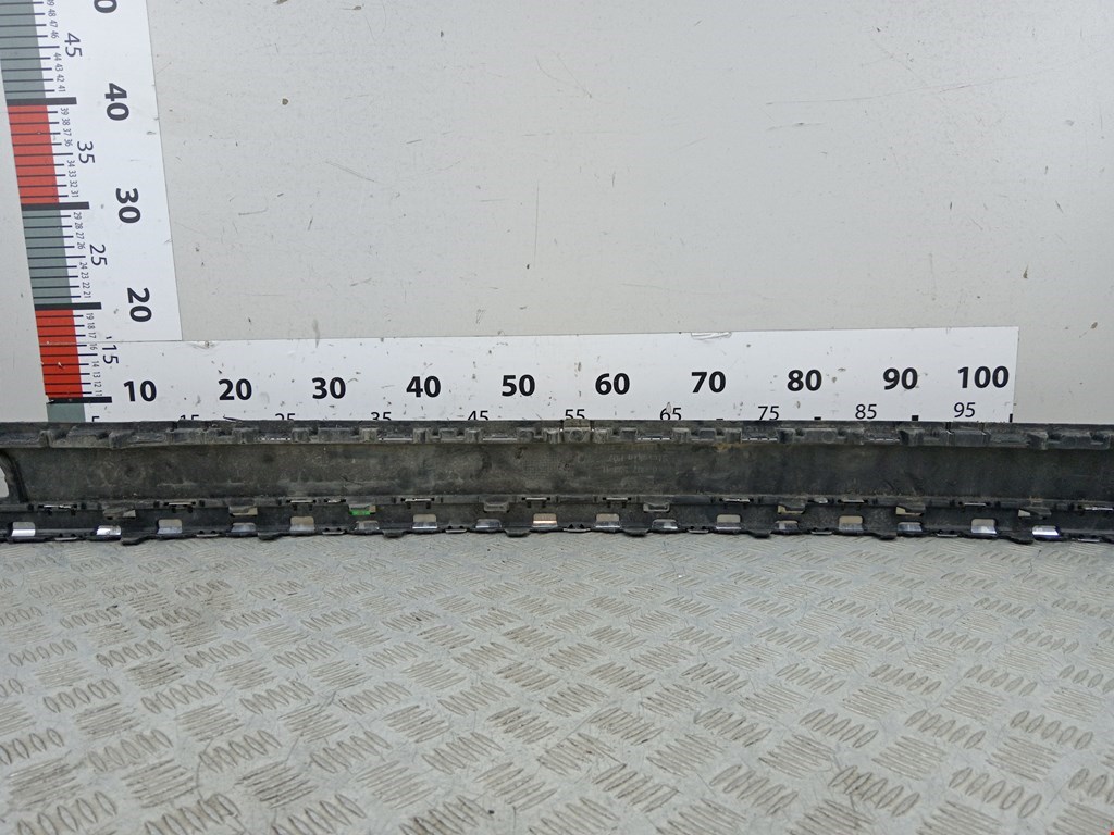 Юбка (губа) бампера задняя (заднего) VOLKSWAGEN Touareg 2010-2018