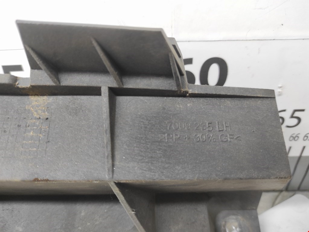 Кронштейн фары левый LAND ROVER Range Rover 2002-2012