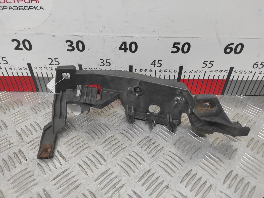 Кронштейн фары левый LAND ROVER Range Rover 2002-2012