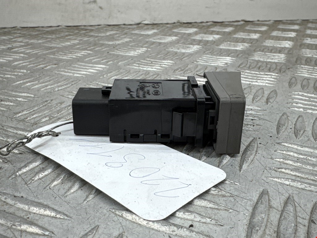 Кнопка антипробуксовочной системы HYUNDAI Santa Fe CM 2005-2012