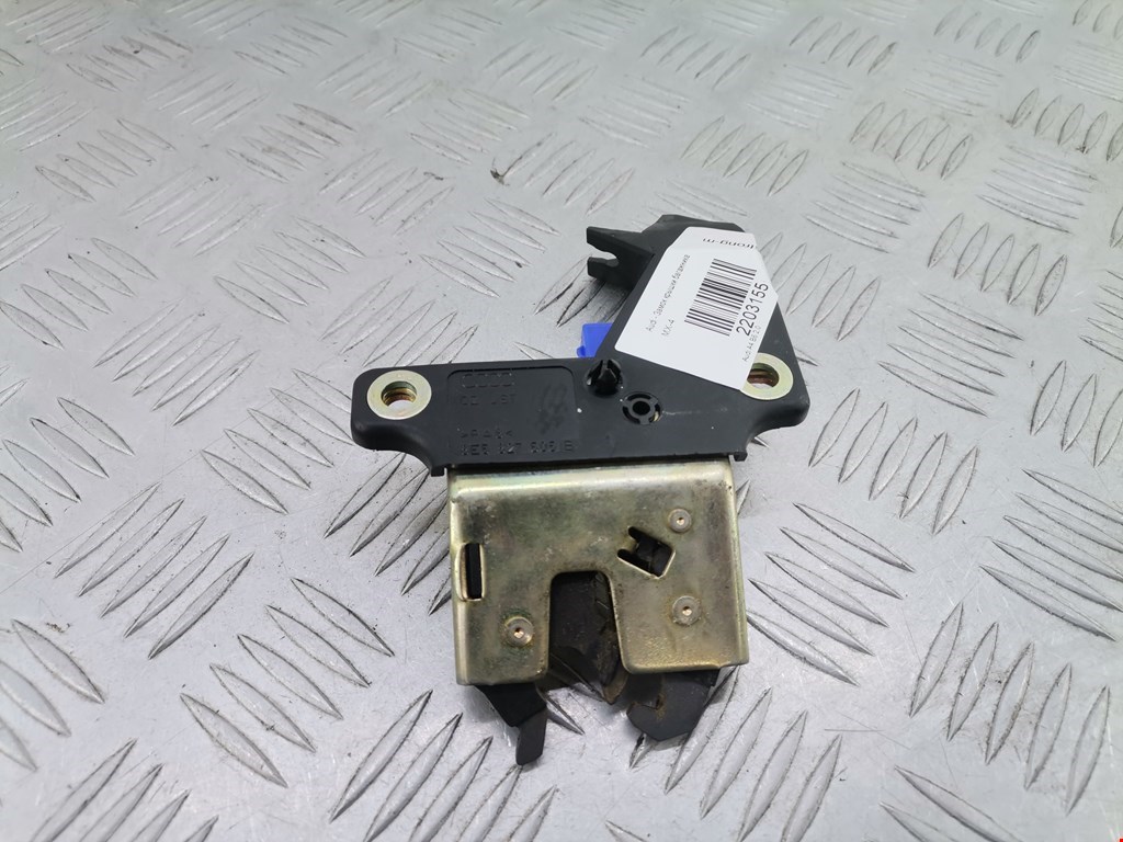 Замок багажника (крышки двери) AUDI A4 B6 2001-2005