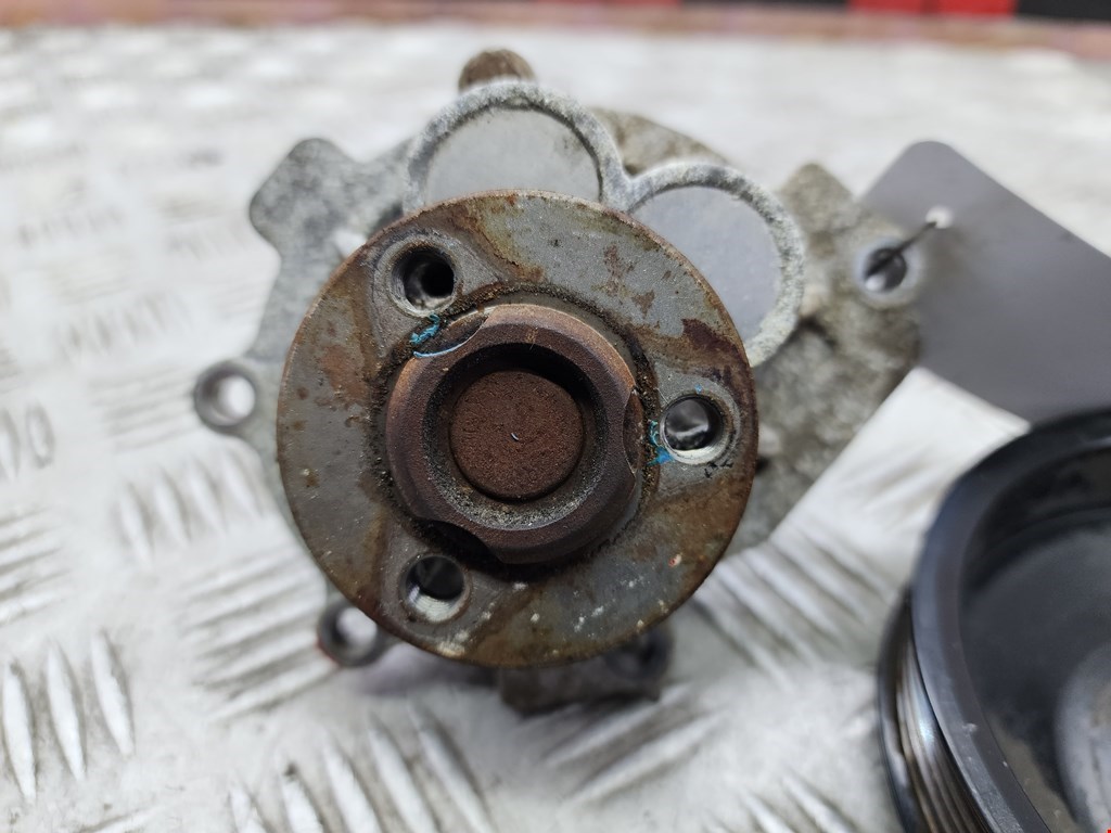 Насос водяной (помпа) OPEL Vectra Vectra C 2002-2008