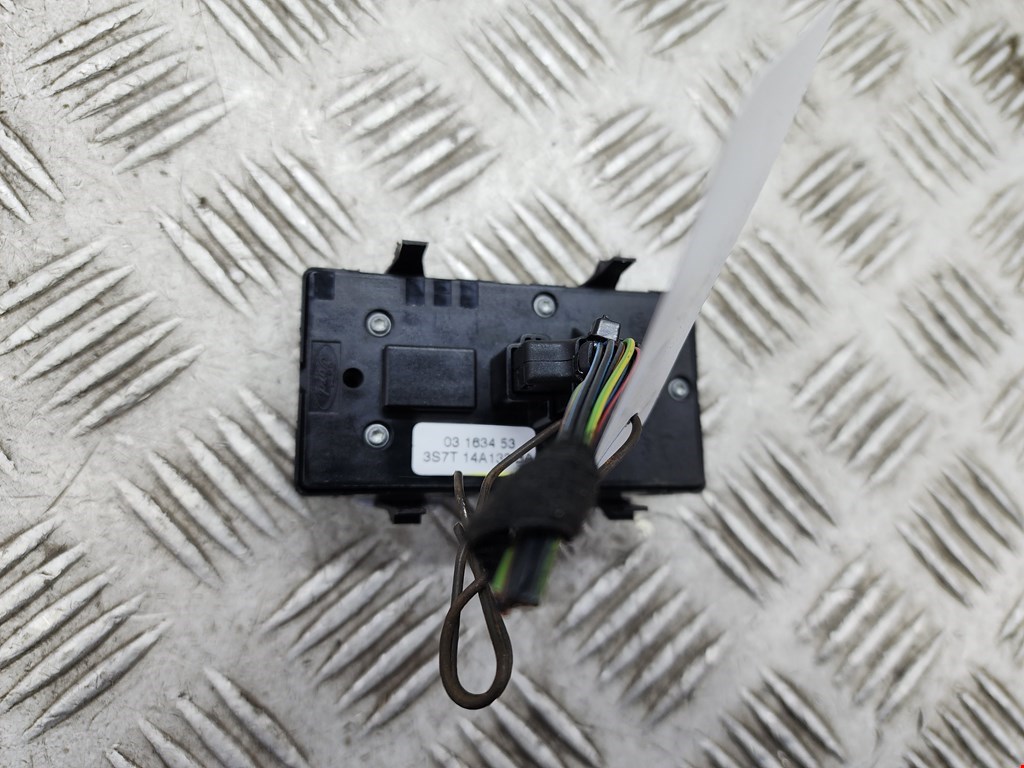 Блок управления стеклоподъемниками FORD Mondeo III 2000-2007