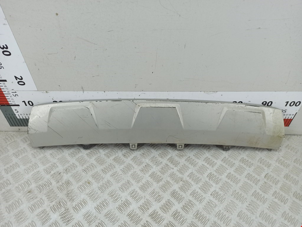 Накладка (молдинг) бампера переднего Lada Vesta (2015-2024)