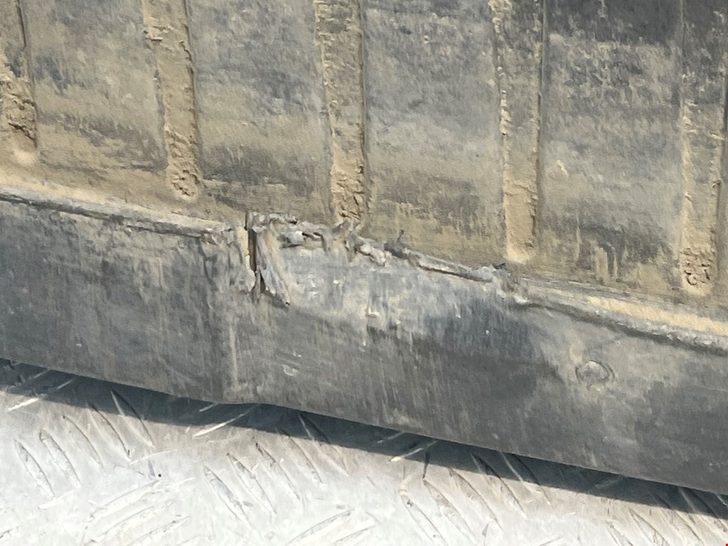 Бампер задний FORD Transit 2000-2006