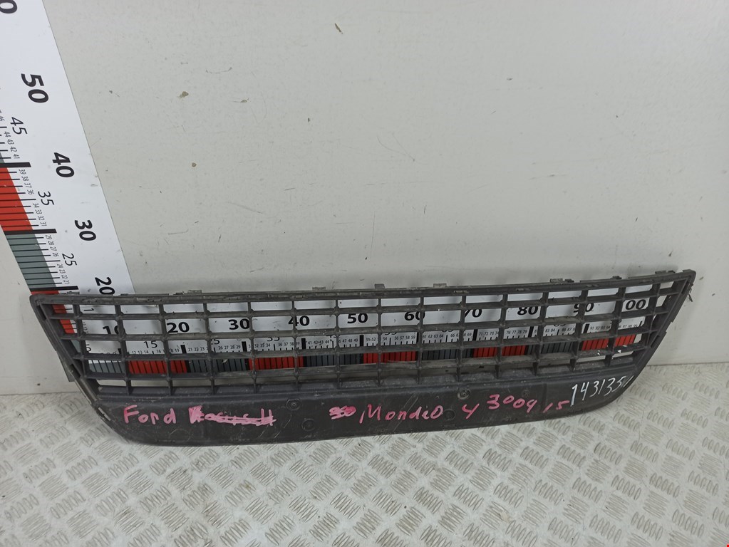 Решетка в бампер FORD Mondeo IV 2007-2015
