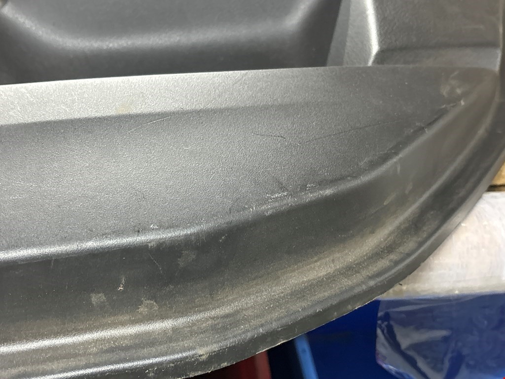 Обшивка двери задняя правая SUBARU Forester III 2008-2013