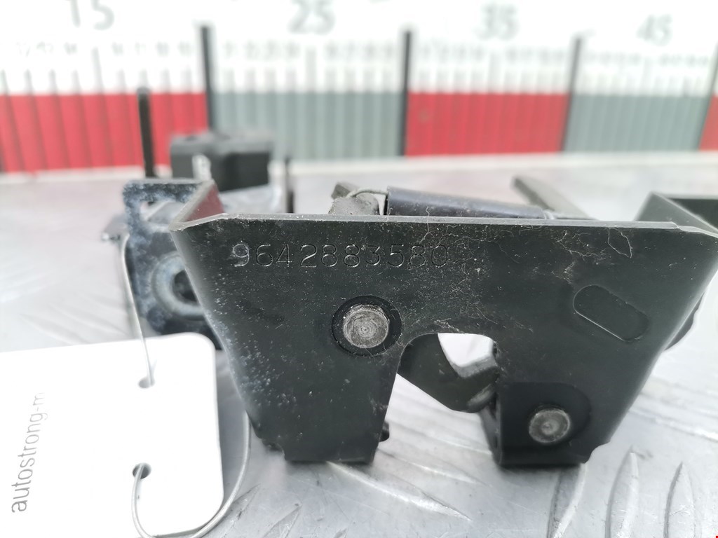 Замок багажника (крышки двери) CITROEN C3 2002-2009