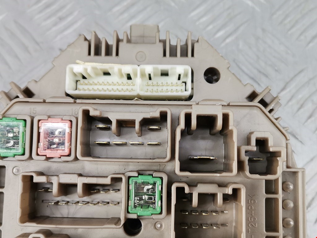 Панель приборов (щиток) TOYOTA Aygo AB10 2005-2014