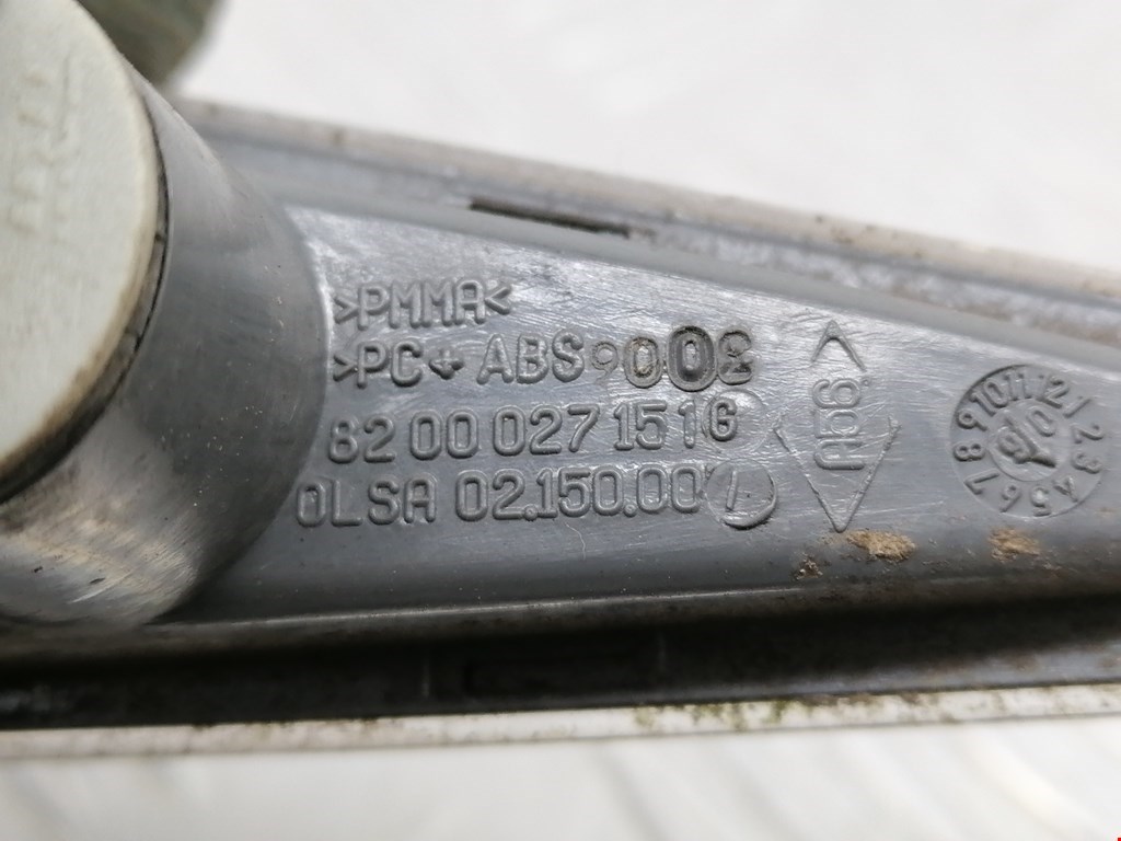 Повторитель на крыло RENAULT Scenic II 2003-2010