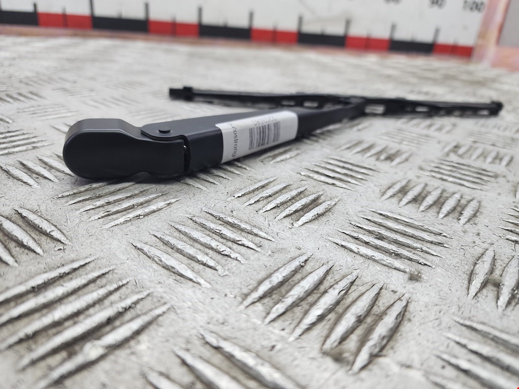 Поводок дворника задний (заднего) FORD C-MAX 2003-2010