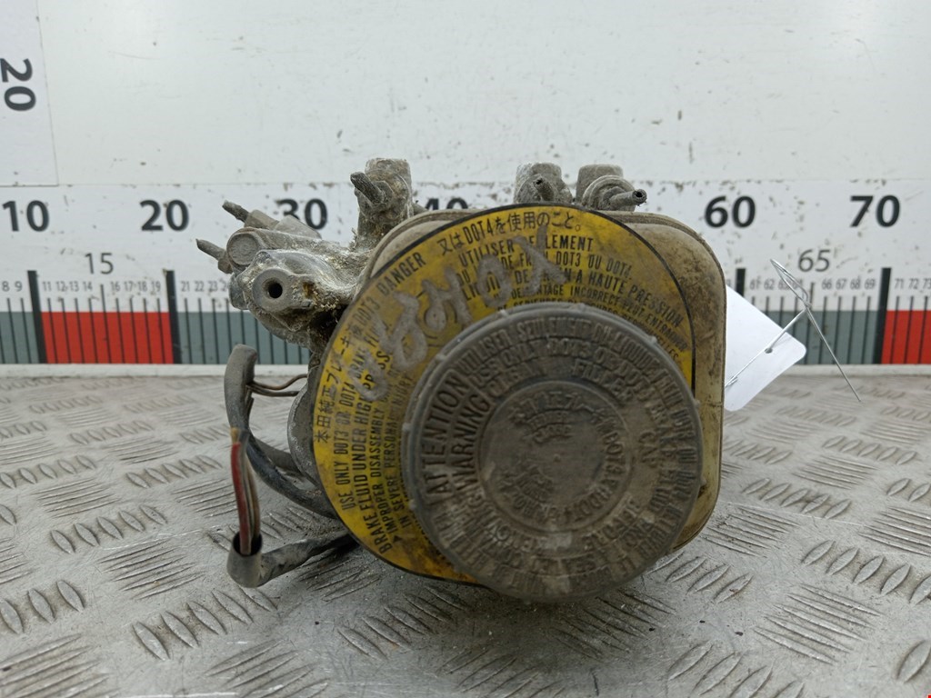 Блок ABS (насос) HONDA Accord III 1985-1989