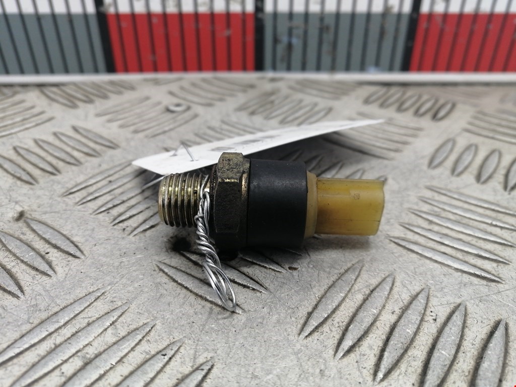 Датчик давления масла RENAULT Scenic II 2003-2010