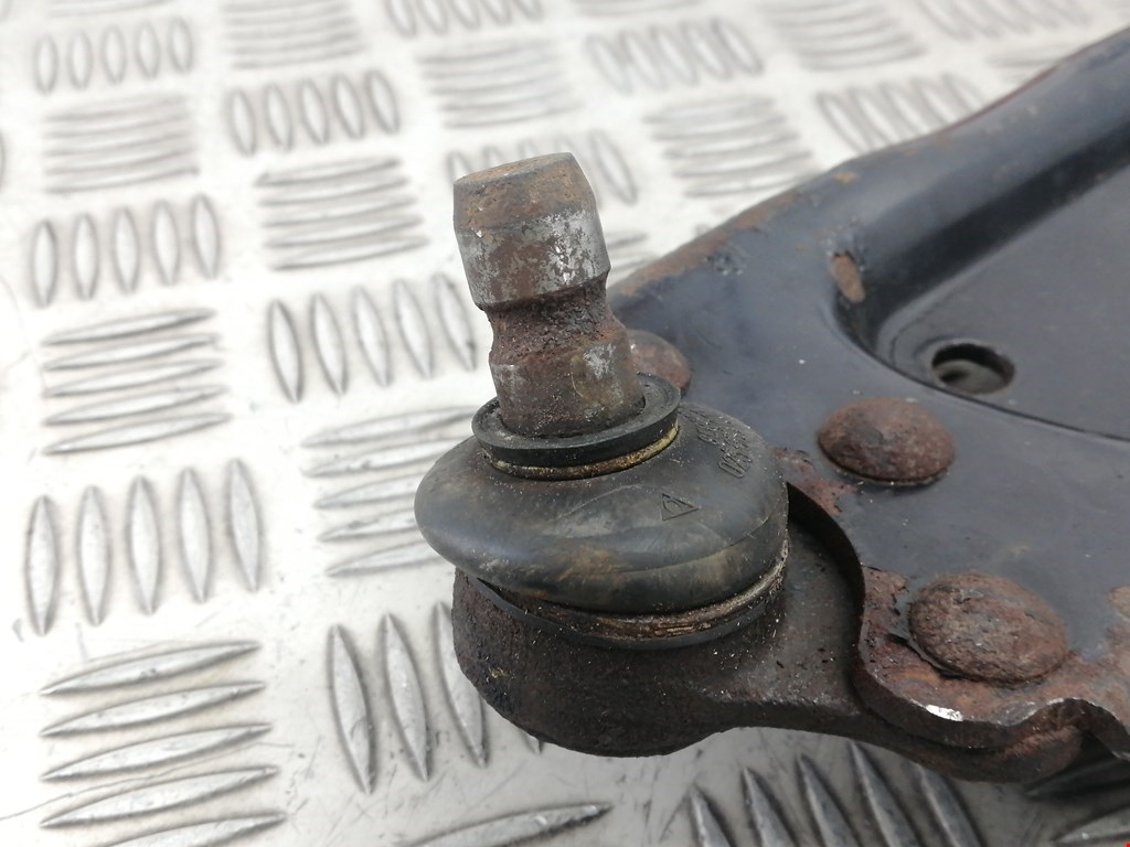 Рычаг передний левый OPEL Tigra B 2004-2009