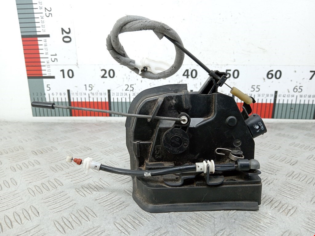 Замок двери задней правой BMW X5 E53 1999-2006