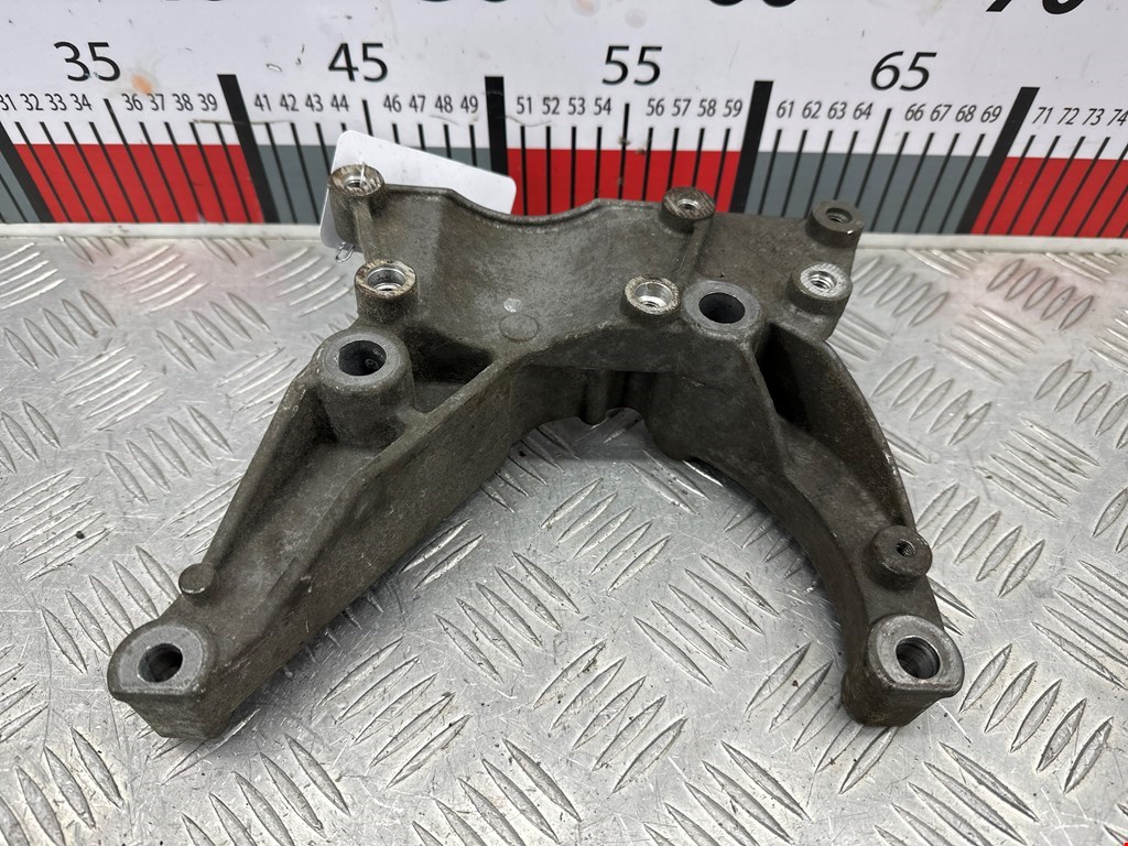 Кронштейн кондиционера Ford Focus 1 (1998-2005)