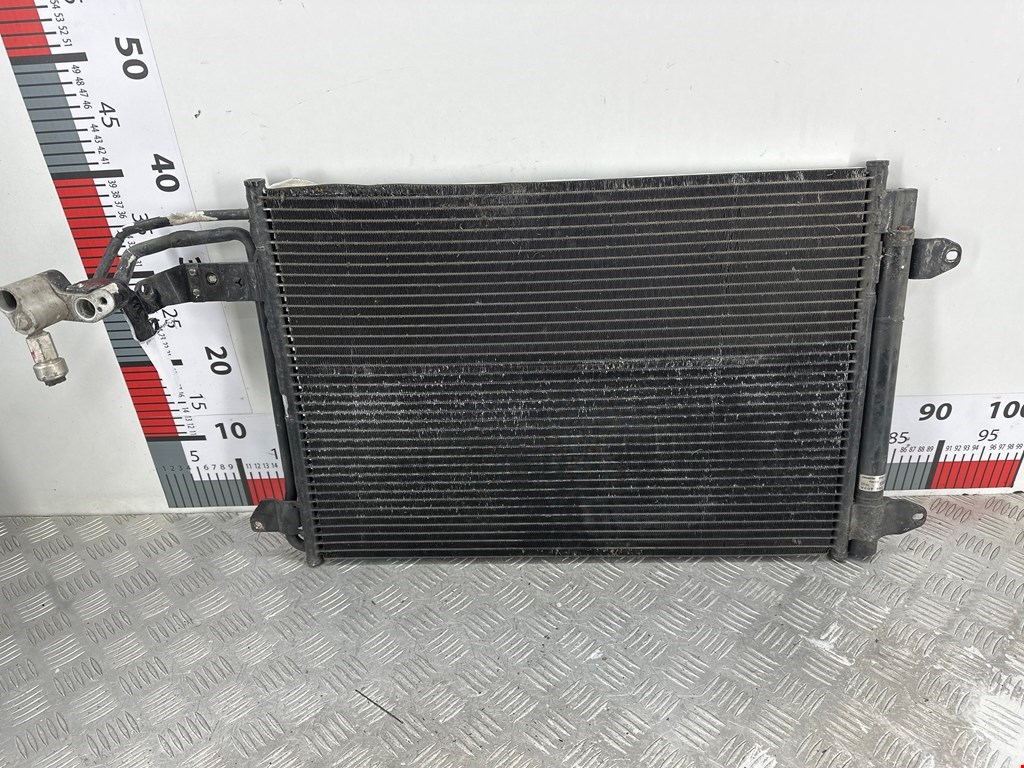 Радиатор кондиционера VOLKSWAGEN Golf V 2003-2009