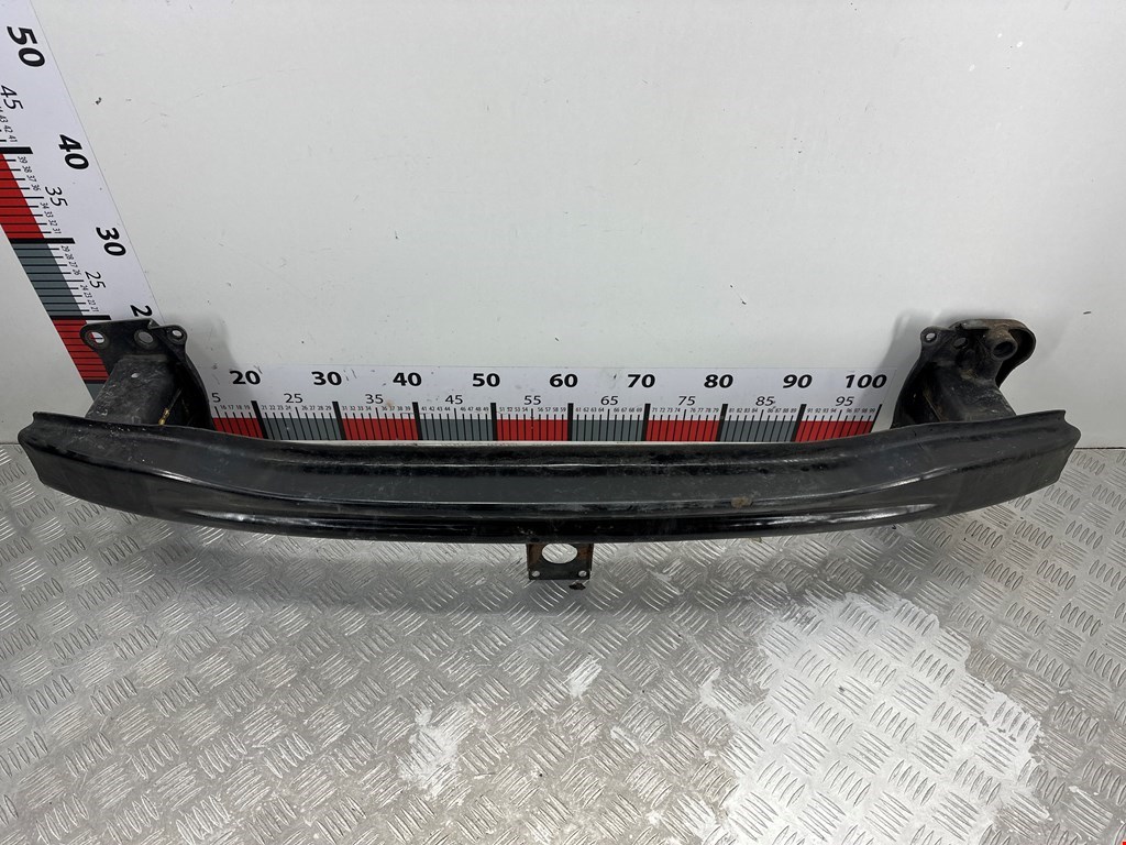 Усилитель переднего бампера (передний) VOLKSWAGEN Golf V 2003-2009