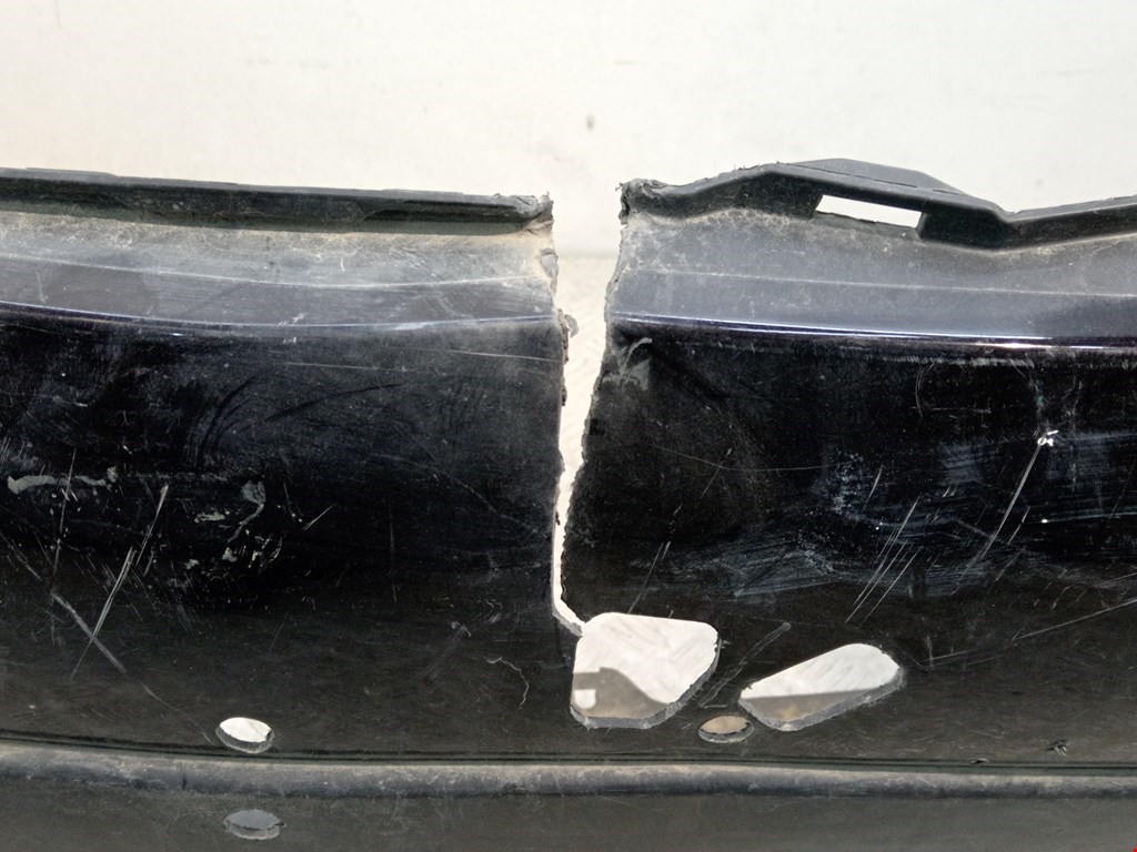 Бампер передний INFINITI QX56/QX80 2004-2010