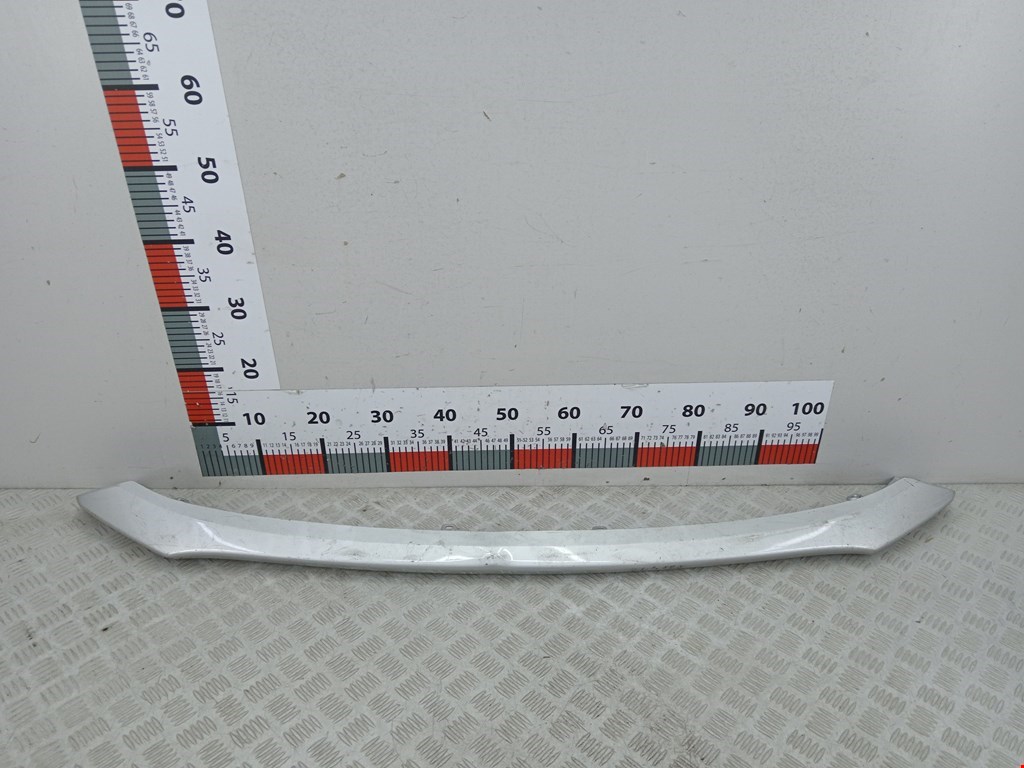 Накладка (молдинг) бампера переднего Mitsubishi Outlander 3 (2012-2023)