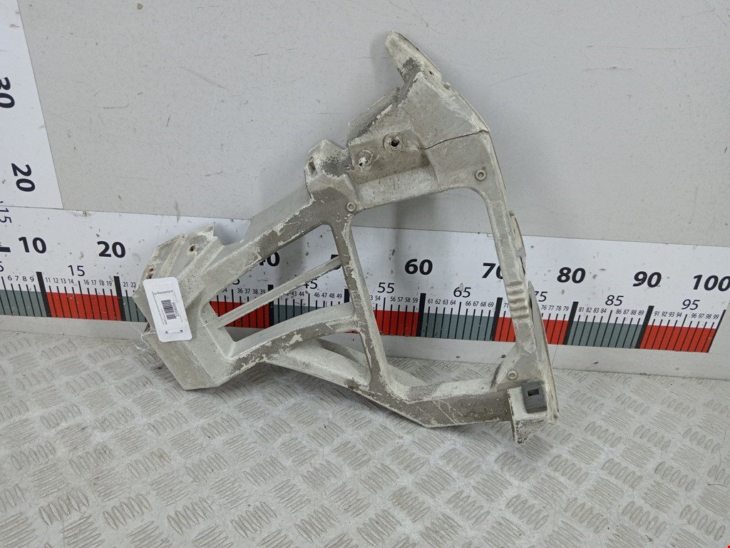 Кронштейн заднего бампера левый правый FORD Focus III 2011-2019