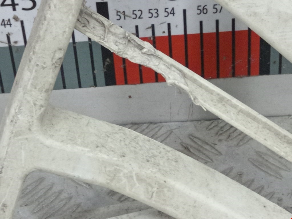 Кронштейн заднего бампера левый правый FORD Focus III 2011-2019