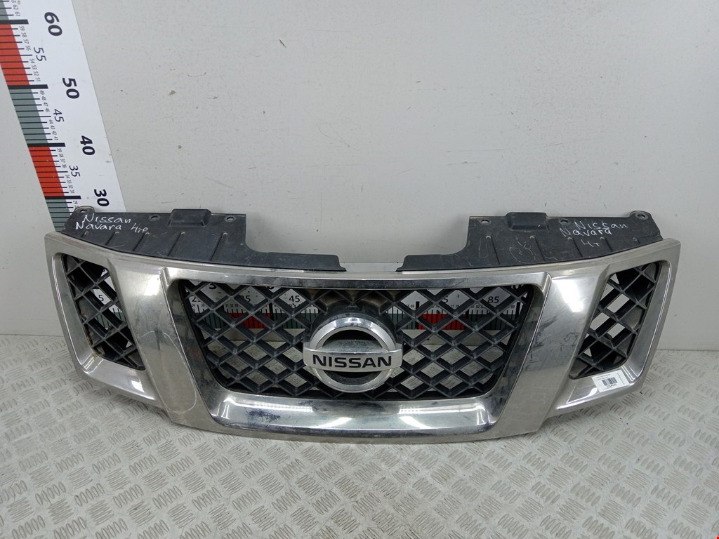 Решетка радиатора NISSAN Navara III D40 2005-2015