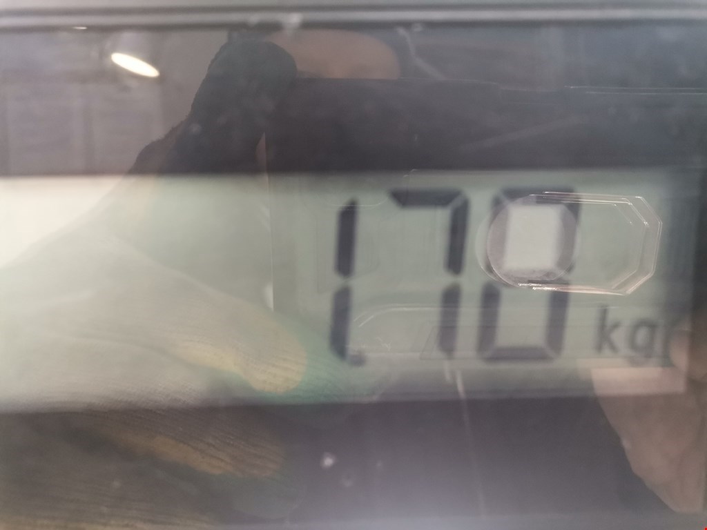 Обшивка двери передняя левая SUZUKI Alto HA12 1998-2004