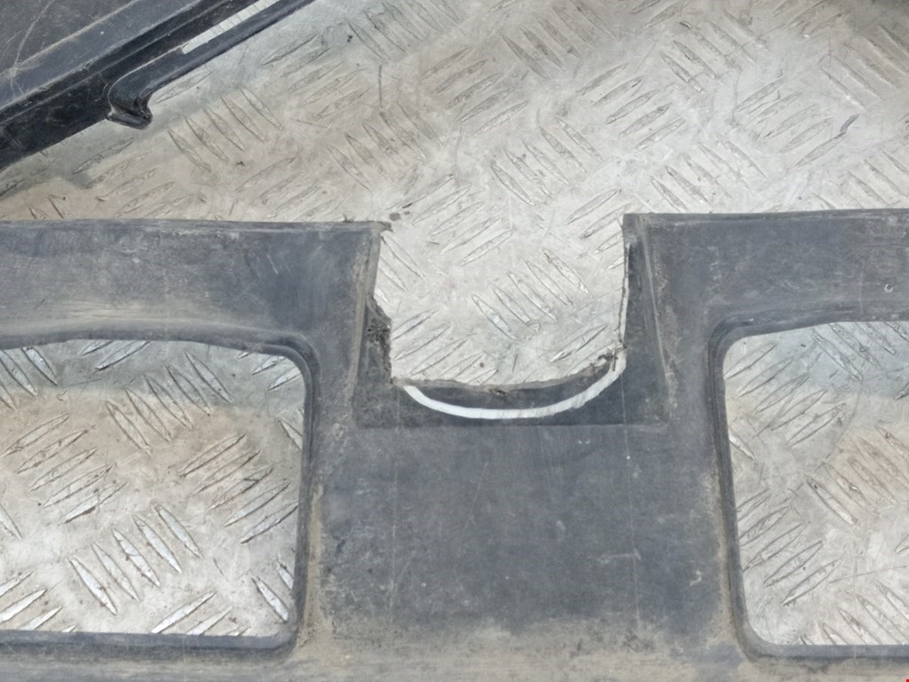 Юбка (губа) бампера задняя (заднего) KIA Sorento 2009-2021