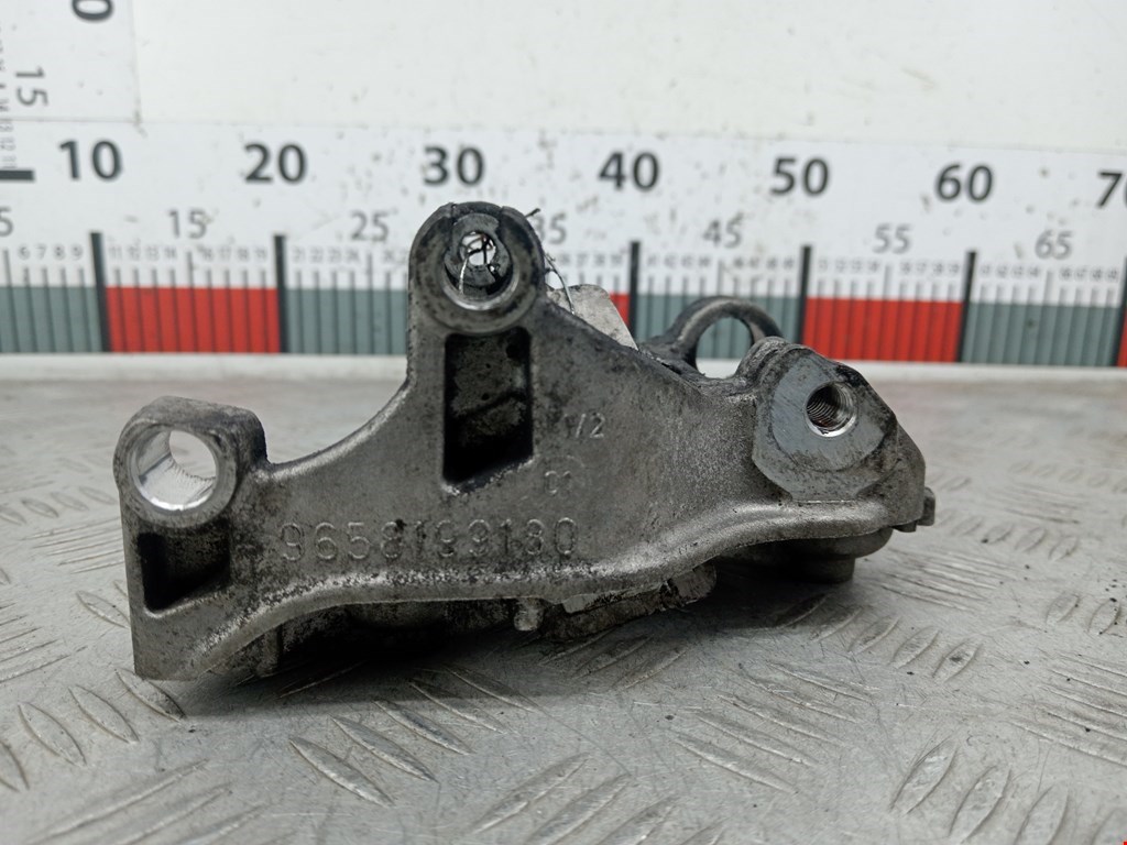 Кронштейн генератора PEUGEOT Expert II 2007-2016