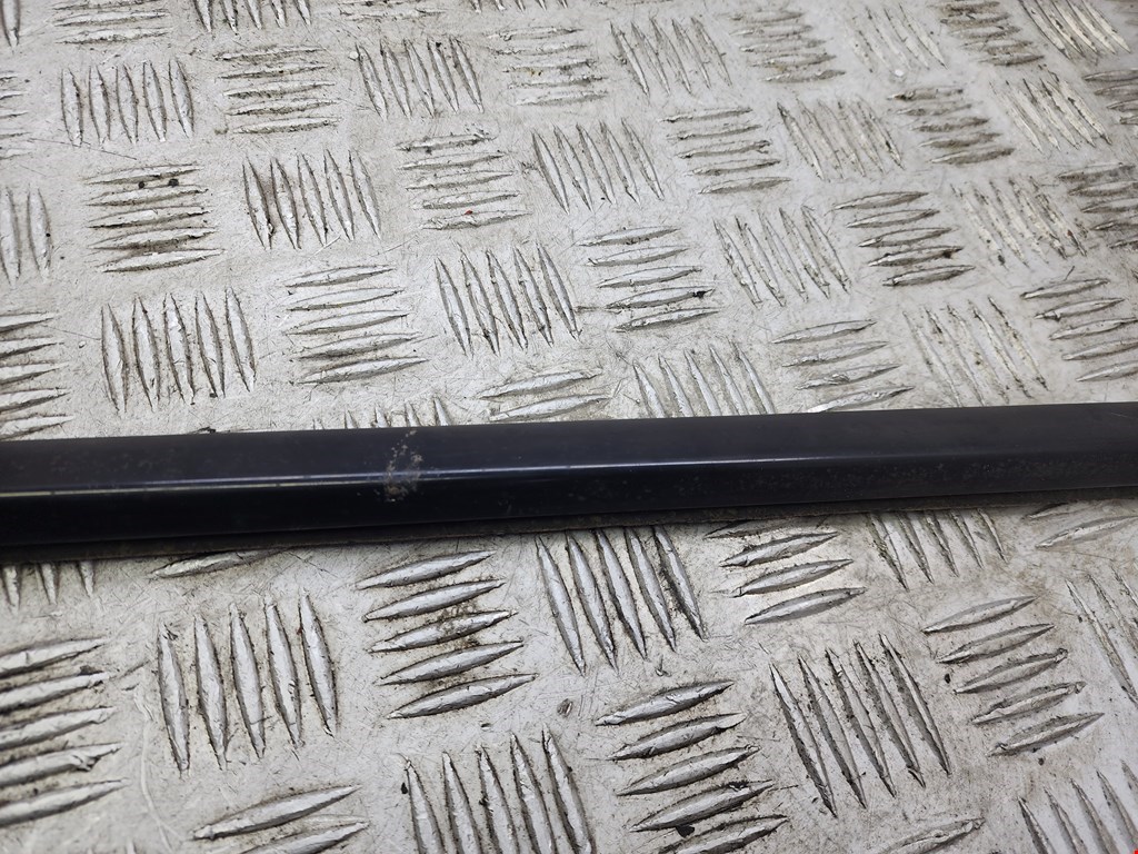 Уплотнитель (внутри) RENAULT Scenic II 2003-2010