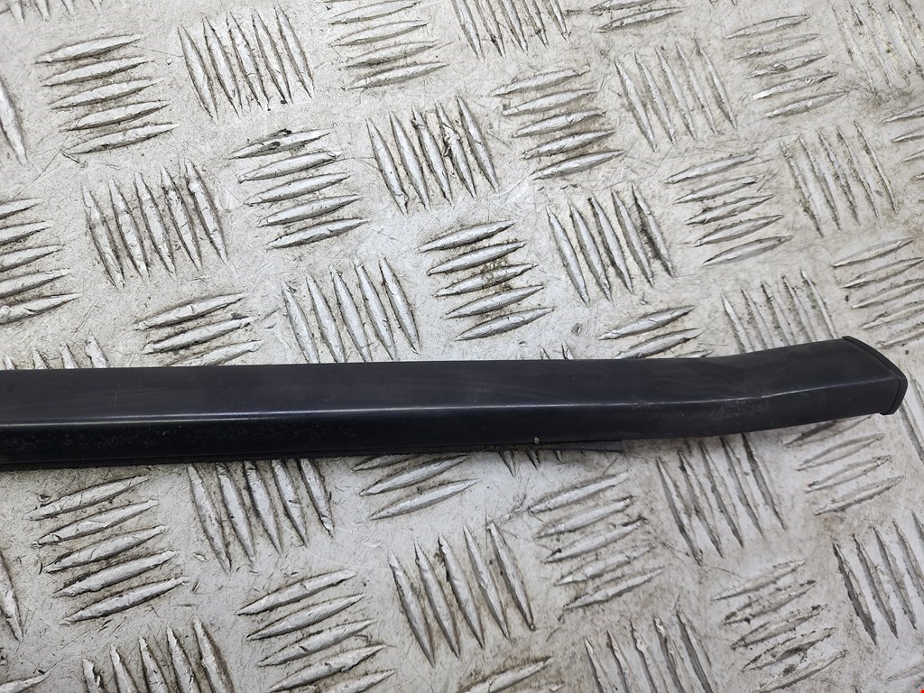 Уплотнитель (внутри) RENAULT Scenic II 2003-2010