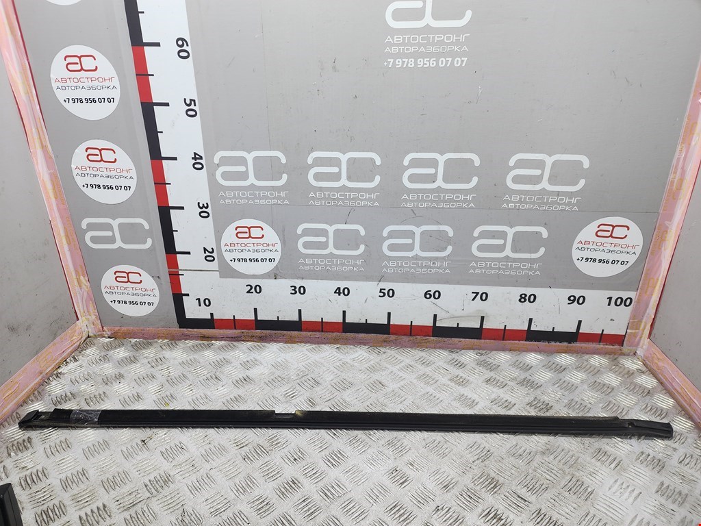 Уплотнитель (внутри) RENAULT Scenic II 2003-2010