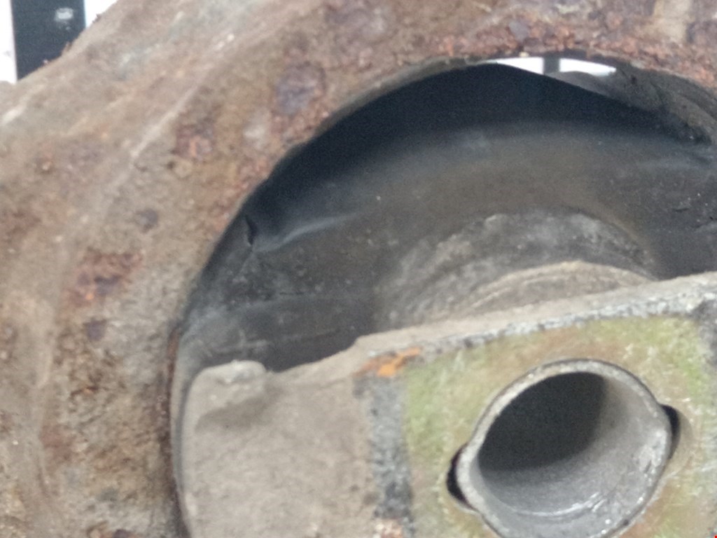 Рычаг передний правый RENAULT Laguna 1993-2000