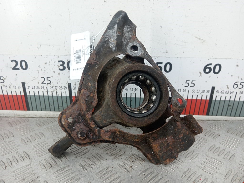 Кулак поворотный правый Fiat Bravo 1 (182) (1995-2001)