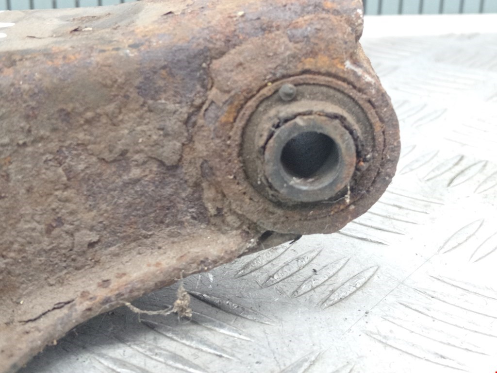 Рычаг задний правый PEUGEOT 605 1989-1999