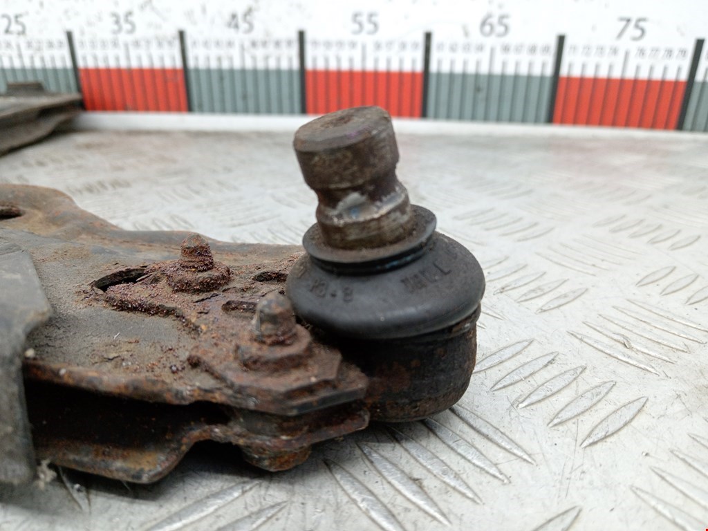 Рычаг передний левый VOLKSWAGEN Golf IV 1997-2003